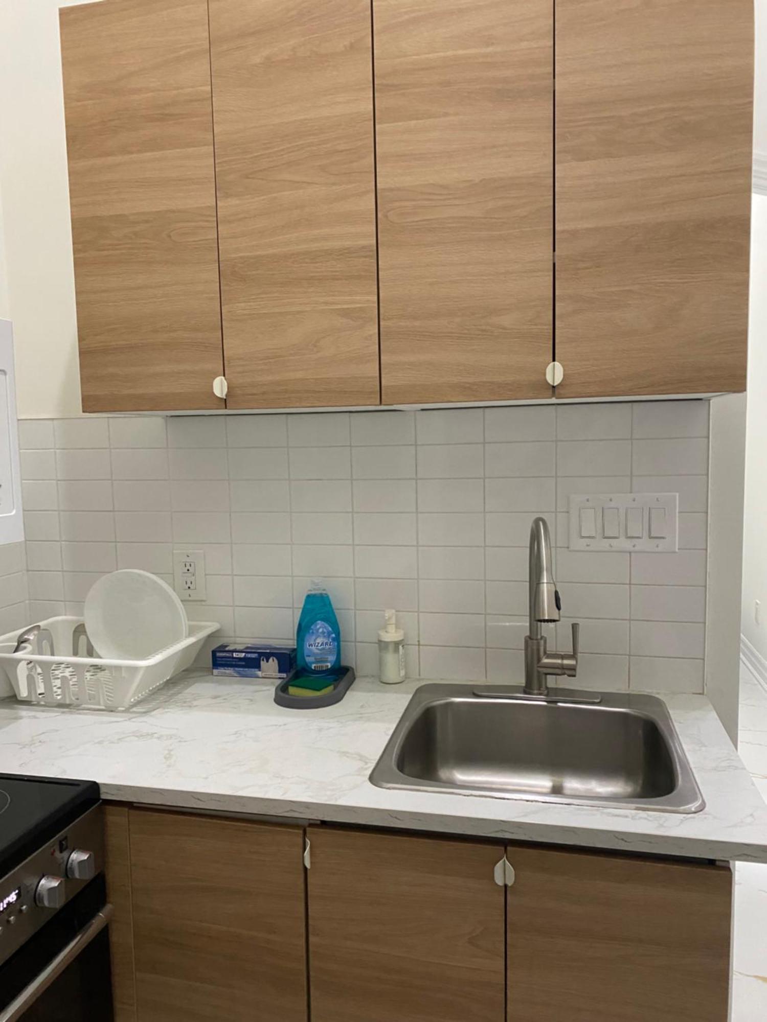 Modern City Living -Newly Built トロント エクステリア 写真